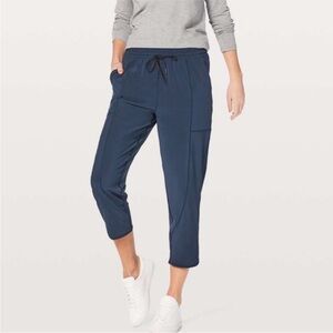 Lululemon Final Play Crop 23” Pants Blue Drawstring Crop Jogger Sweatpant Size 8